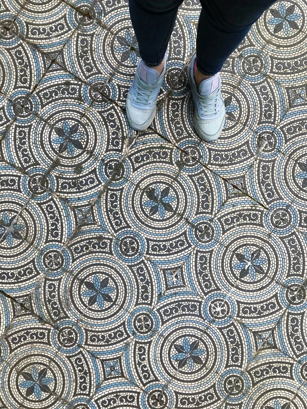 Motifs et imprimés : Dynamiser votre sol avec du carrelage